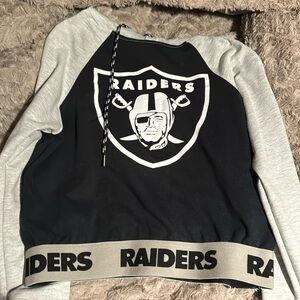 Cropped raiders hoodie